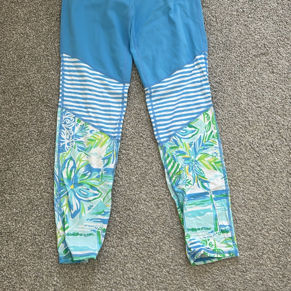 Lily Pulitzer Luxletic legging - Picture 2 of 3